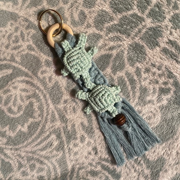 Now accepting Custom Hand Crafted Macrame orders ! - Picture 15 of 16